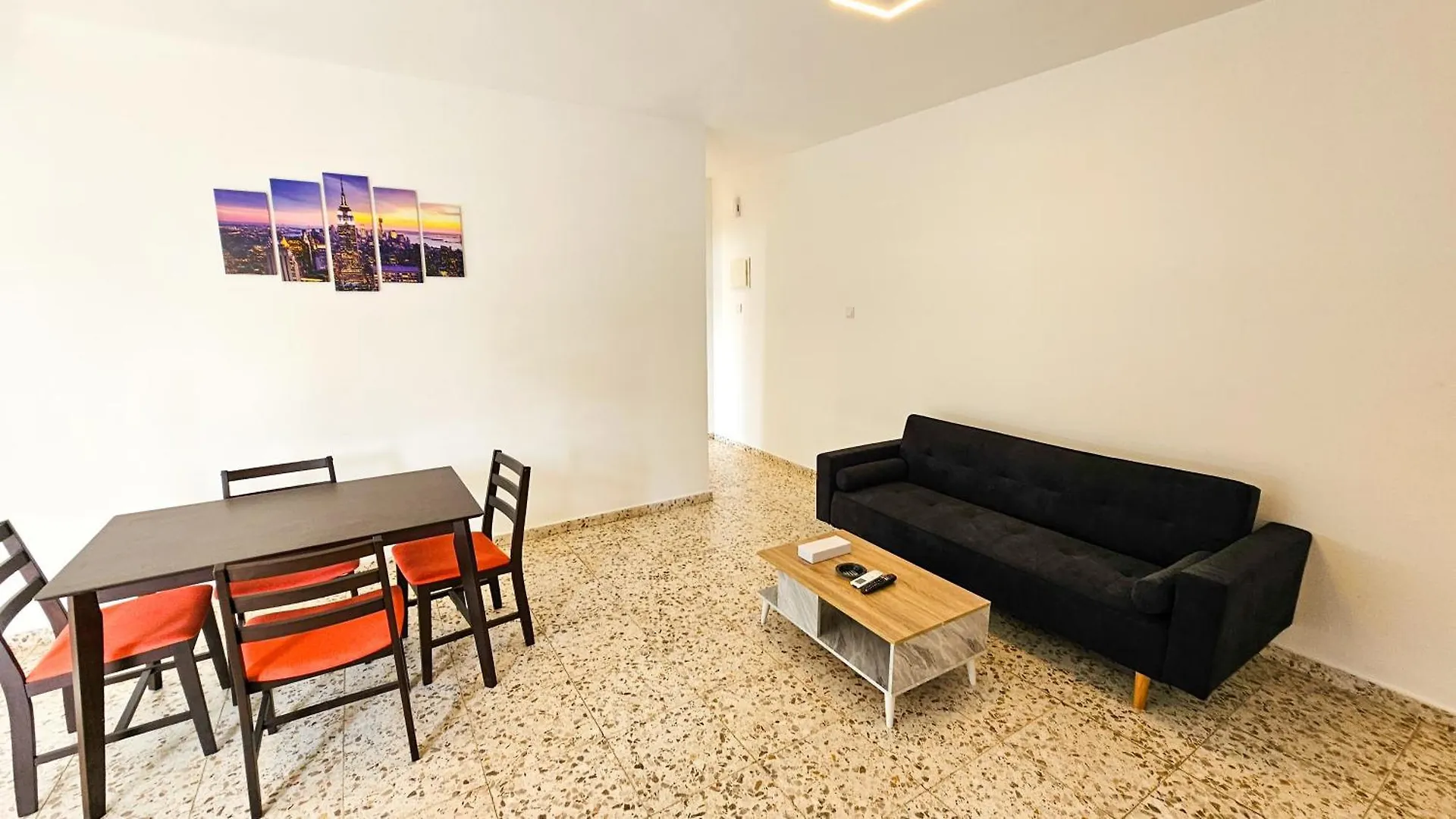 Unique City Center Rooms, 150M From Chabad Lubavitch Larnaca 0*,  Cyprus